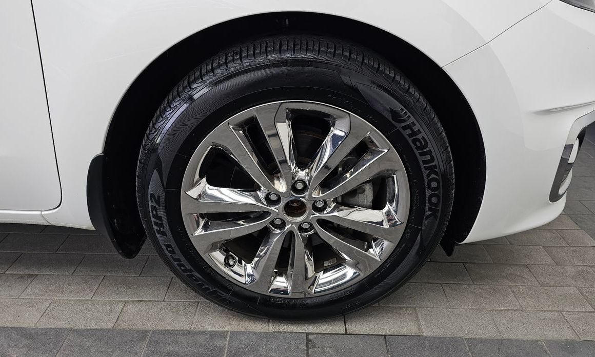 Kia Canival 2015