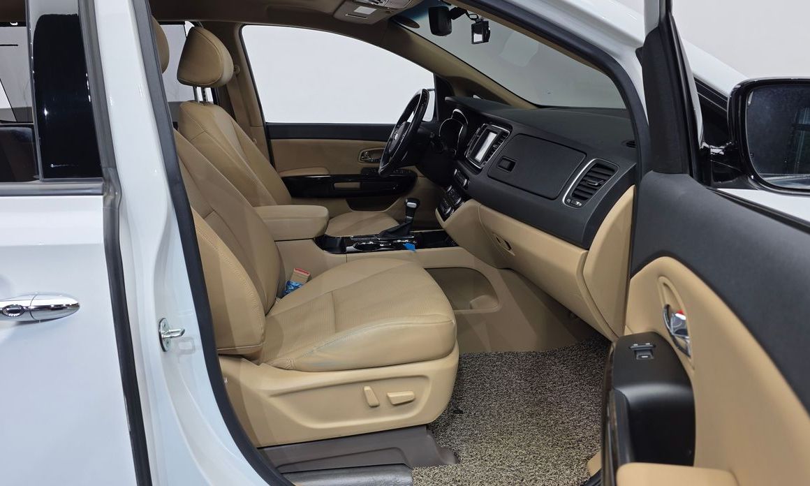 Kia Canival 2019