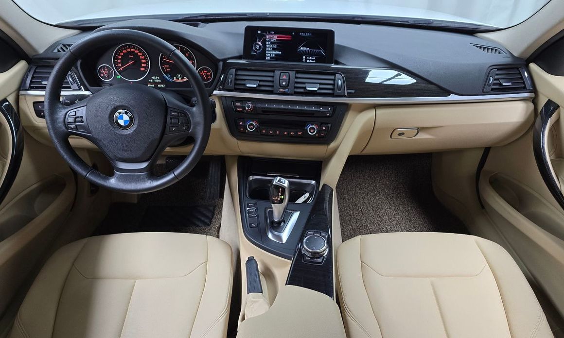 BMW 3-Series 2015
