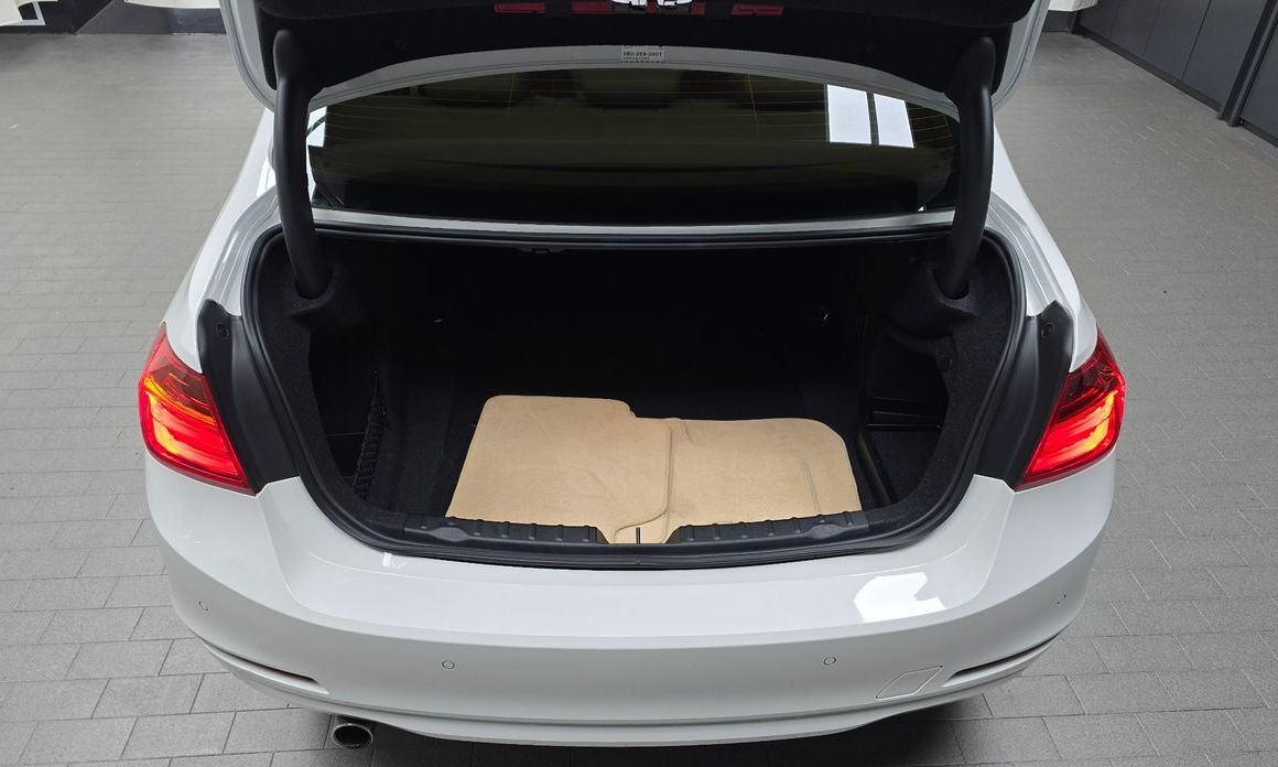 BMW 3-Series 2015