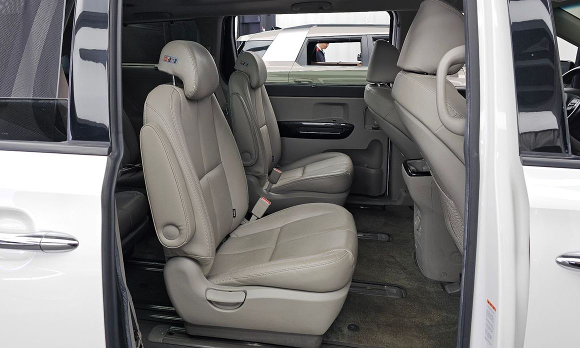 Kia Canival 2015