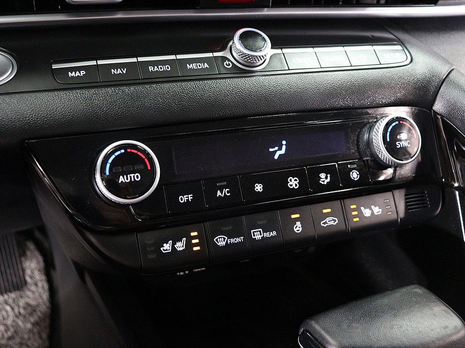 Hyundai AVANTE 2023