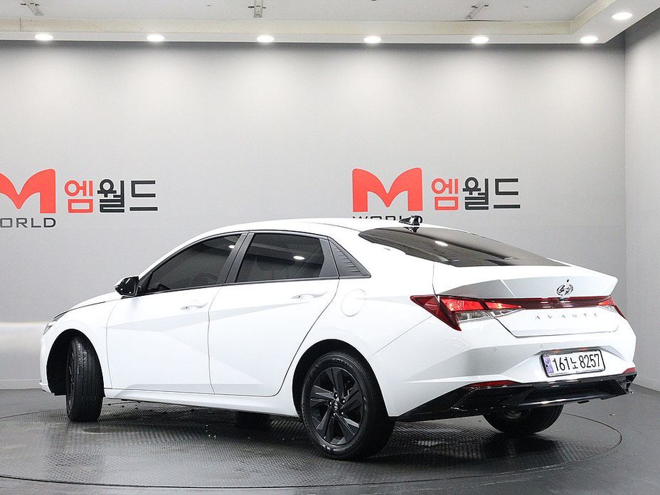 Hyundai AVANTE 2023