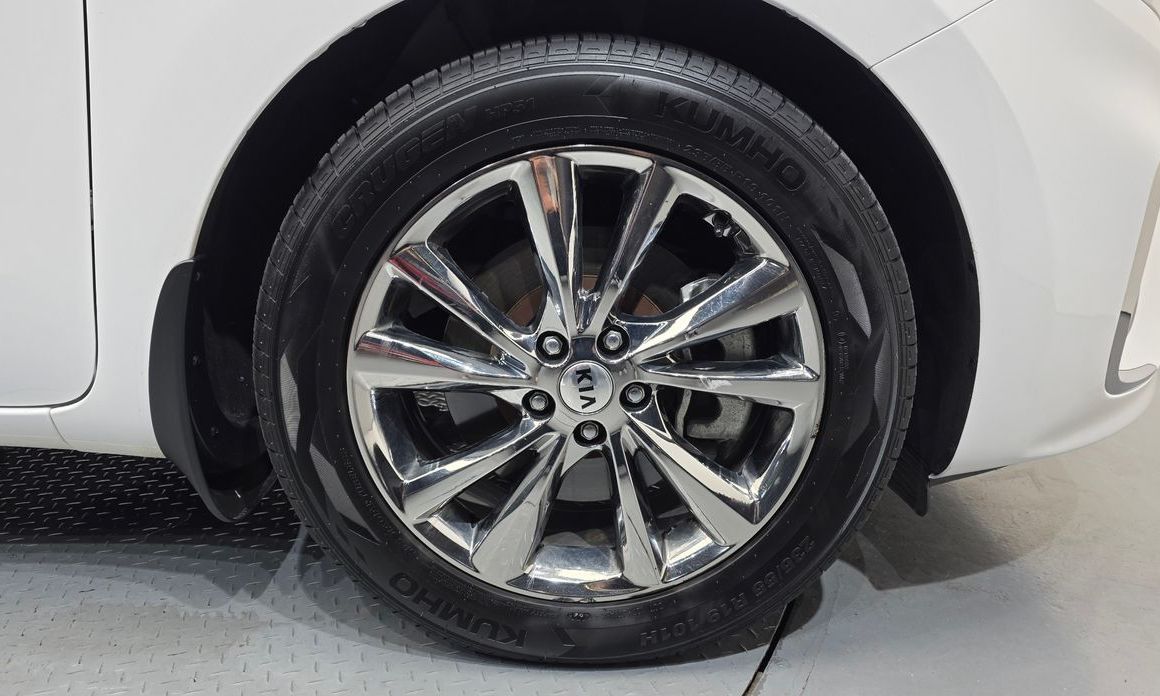 Kia Canival 2019