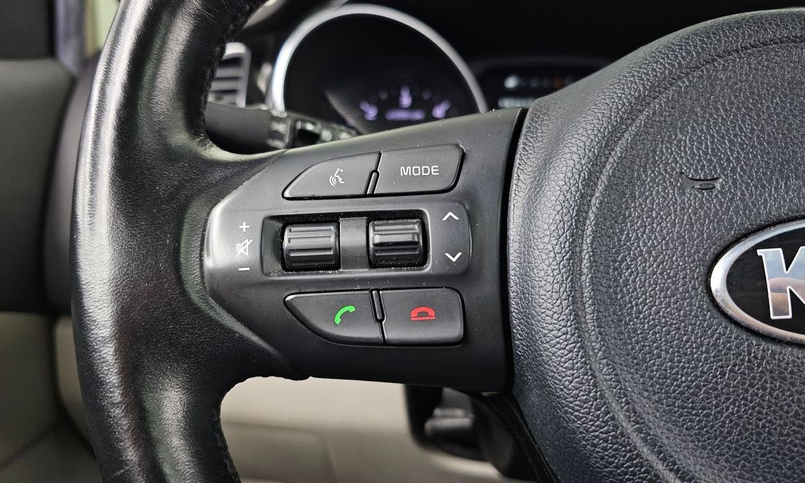 Kia Canival 2015
