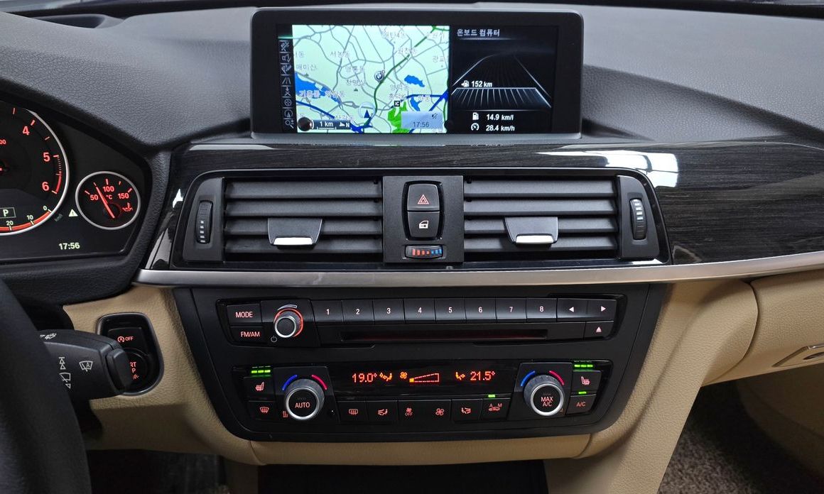BMW 3-Series 2015