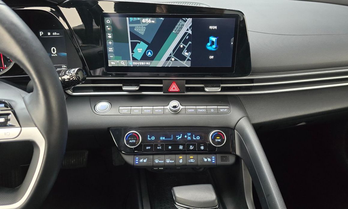 Hyundai AVANTE 2023