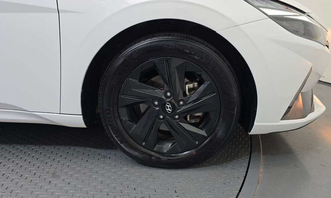 Hyundai AVANTE 2023