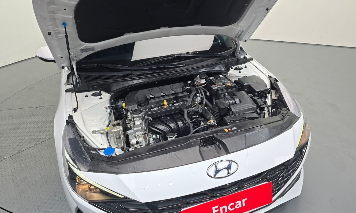 Hyundai AVANTE 2023