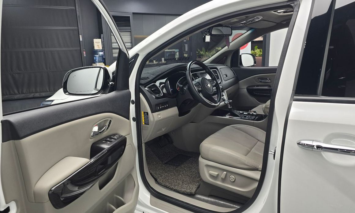 Kia Canival 2019