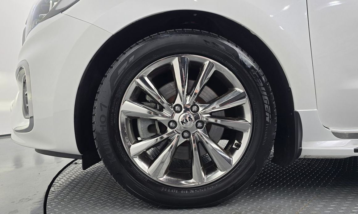 Kia Canival 2019
