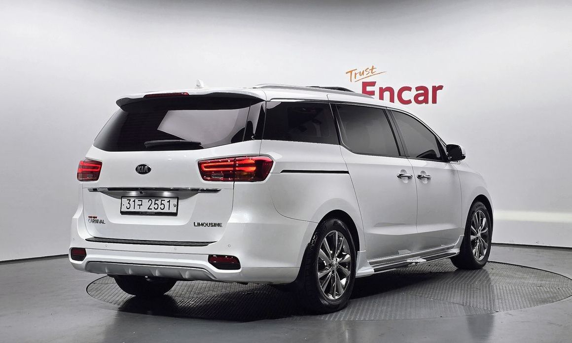 Kia Canival 2019
