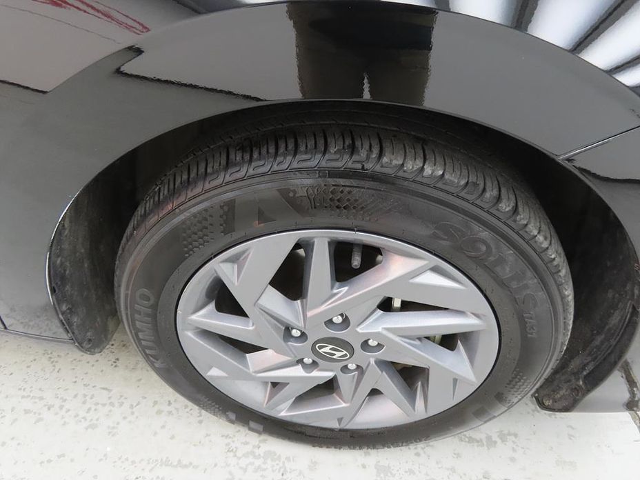 Hyundai AVANTE 2024