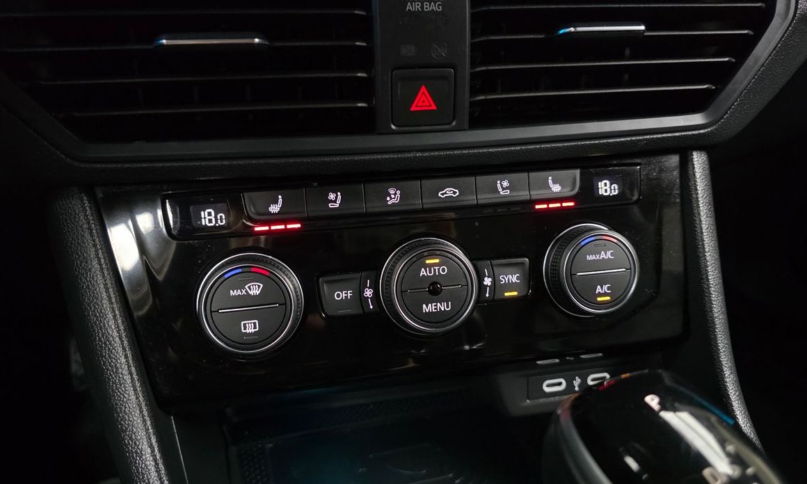 Volkswagen Jetta 2023