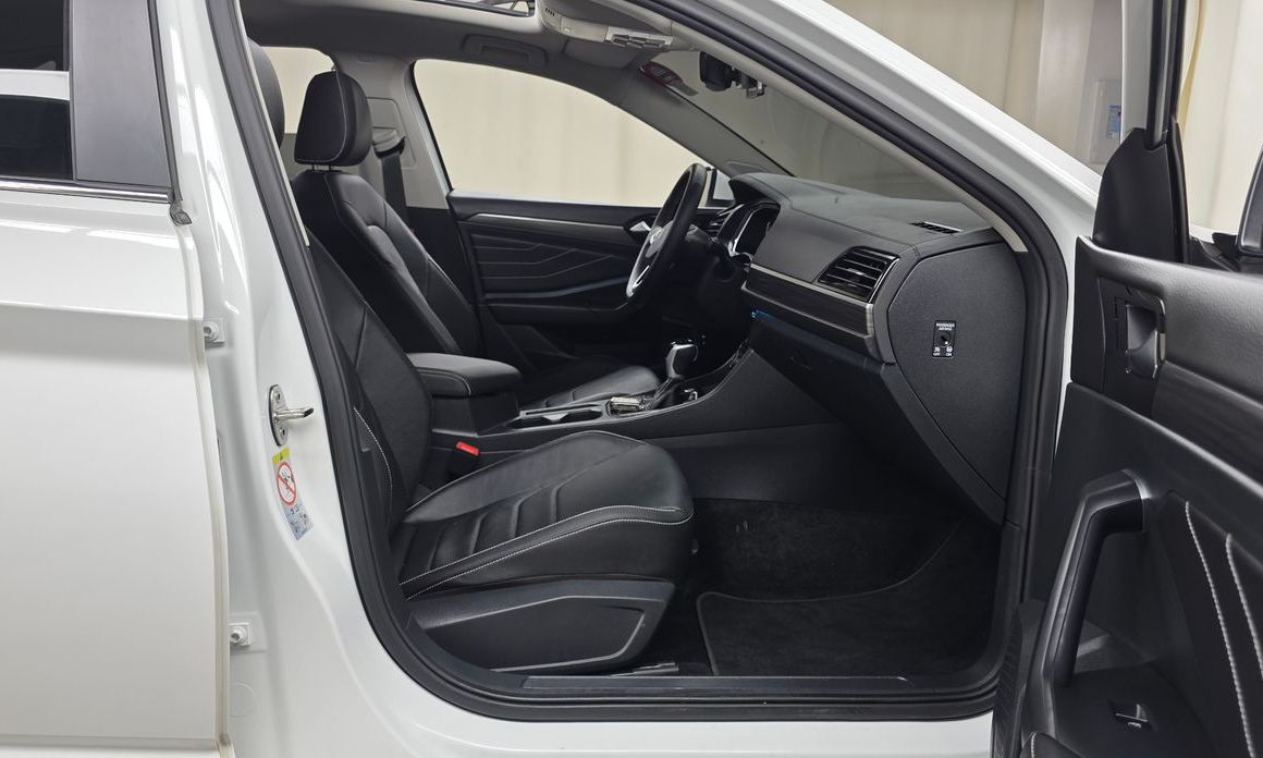 Volkswagen Jetta 2023
