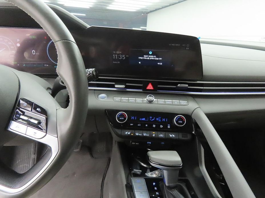Hyundai AVANTE 2024