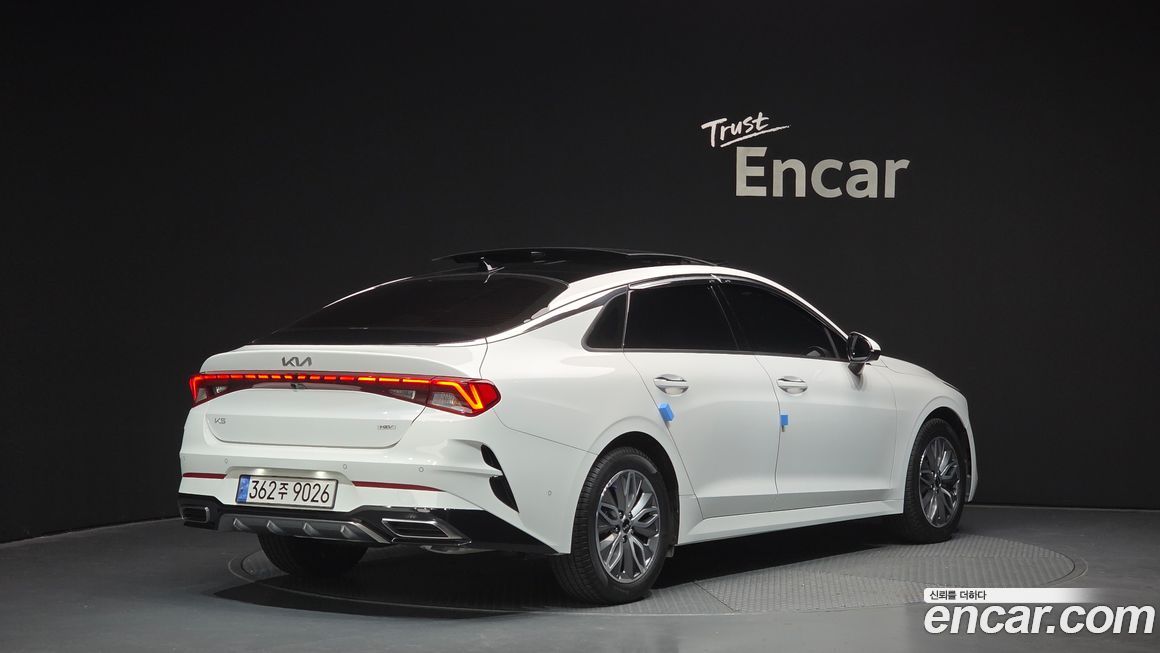 Kia K5 2023