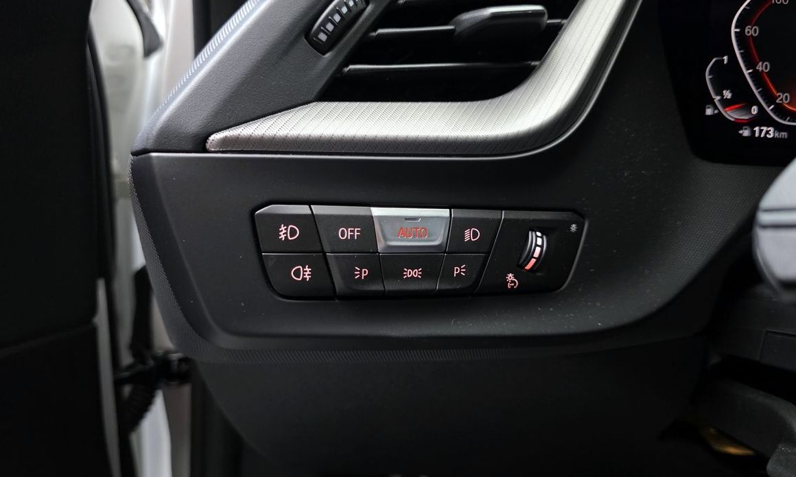 BMW 1-Series 2023