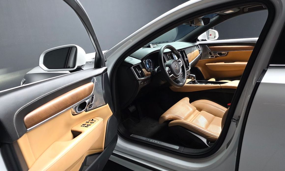Volvo S90 2019