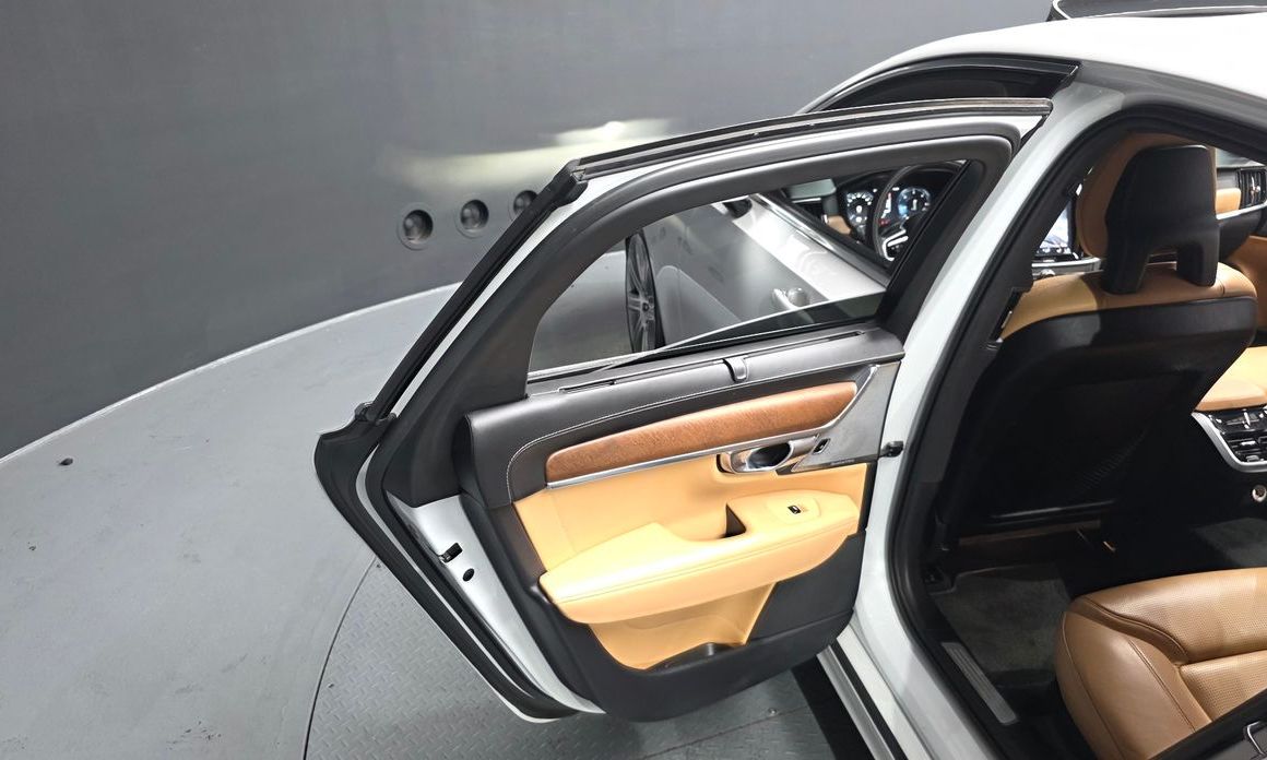 Volvo S90 2019