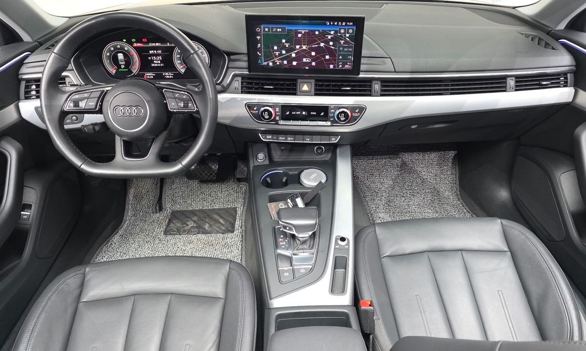 Audi A4 2023