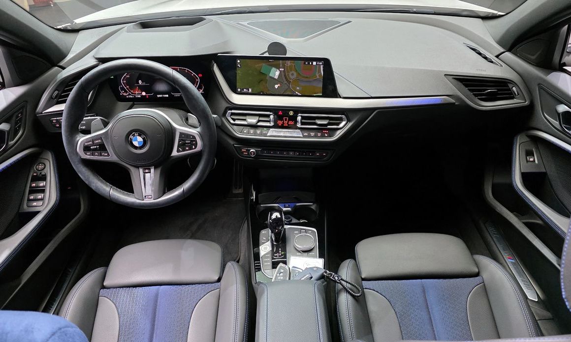 BMW 1-Series 2023