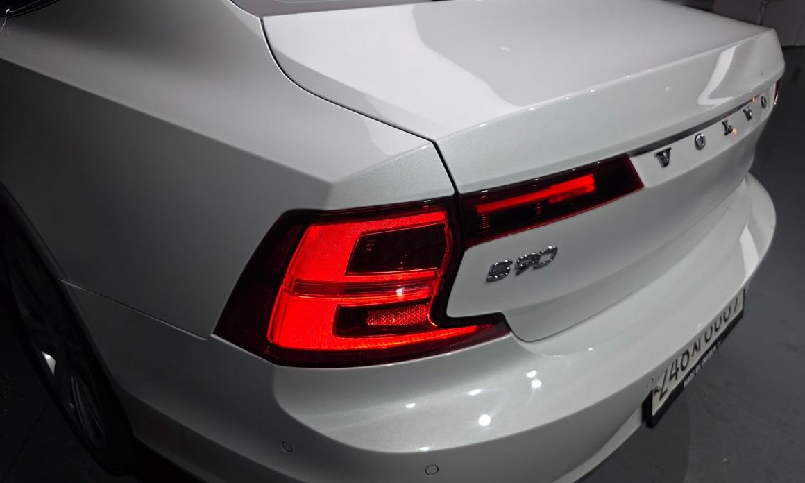 Volvo S90 2019