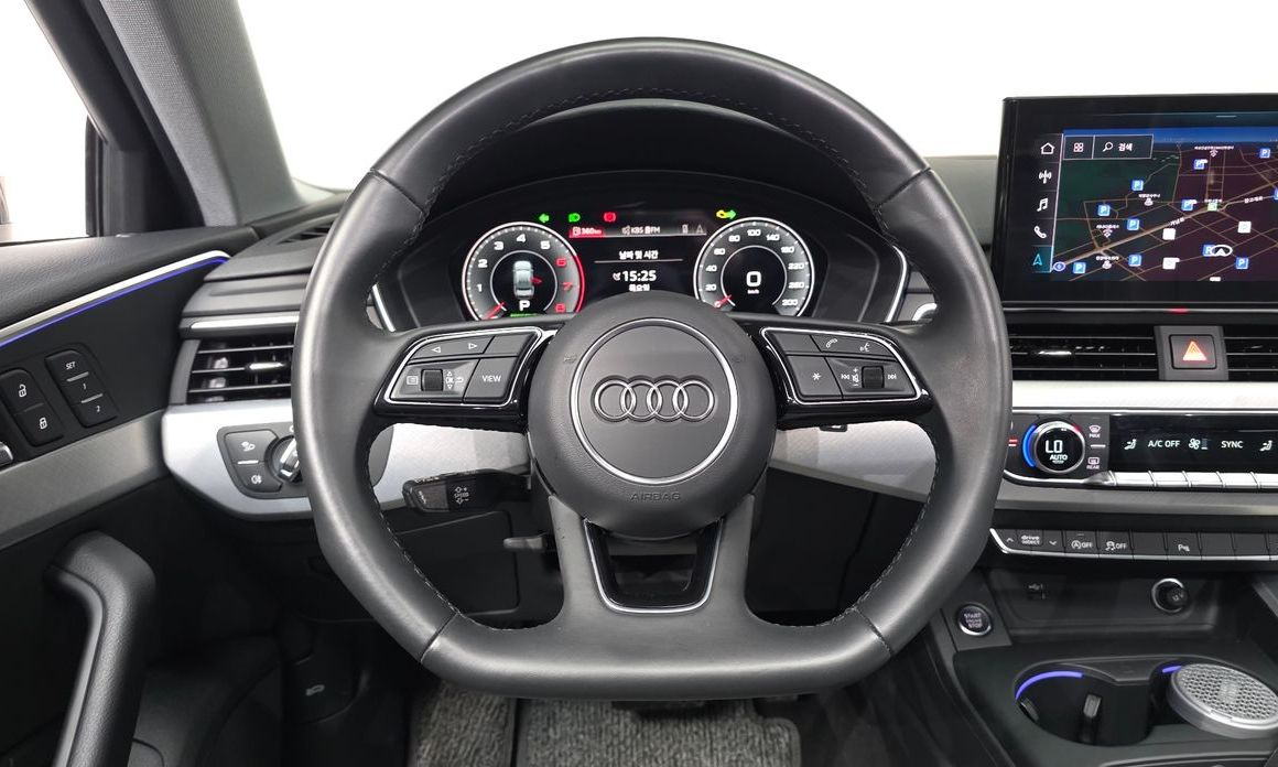 Audi A4 2023