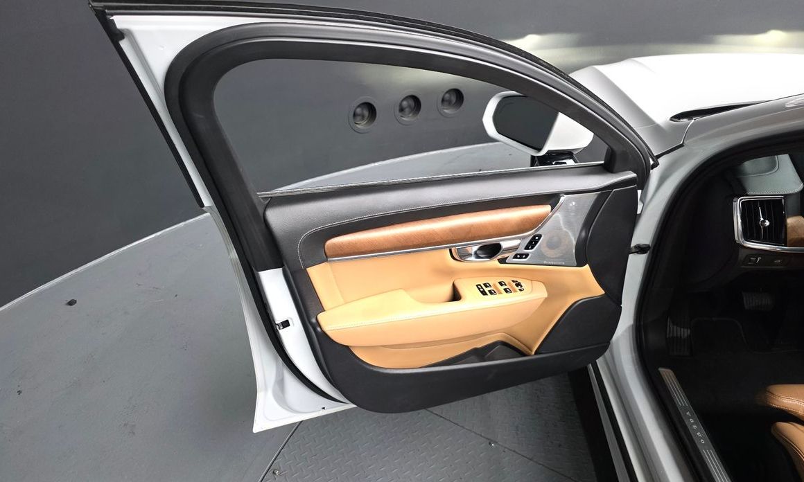 Volvo S90 2019