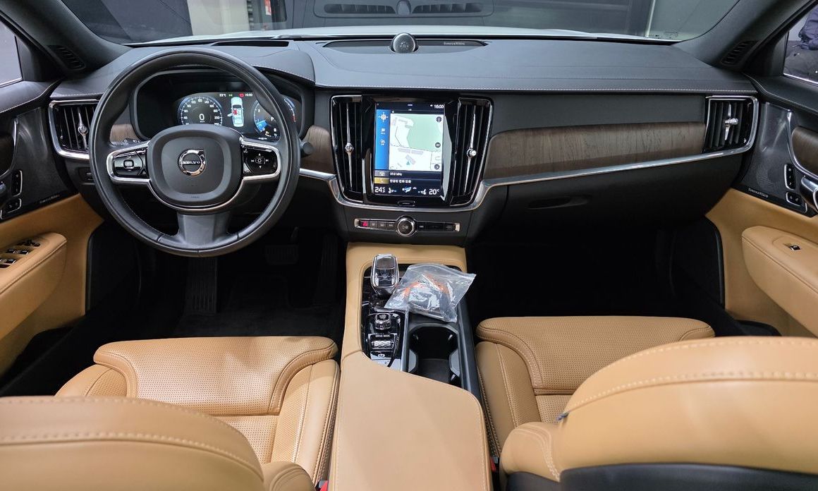 Volvo S90 2021