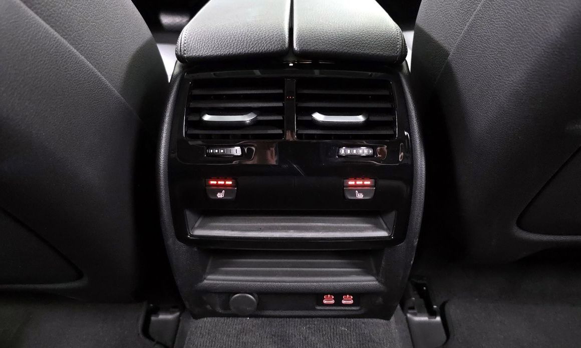 BMW 5-Series 2023