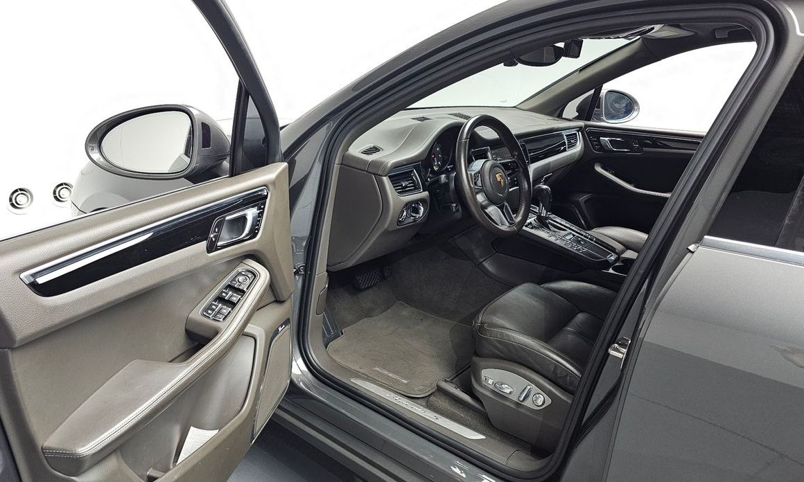 Porsche Macan 2014