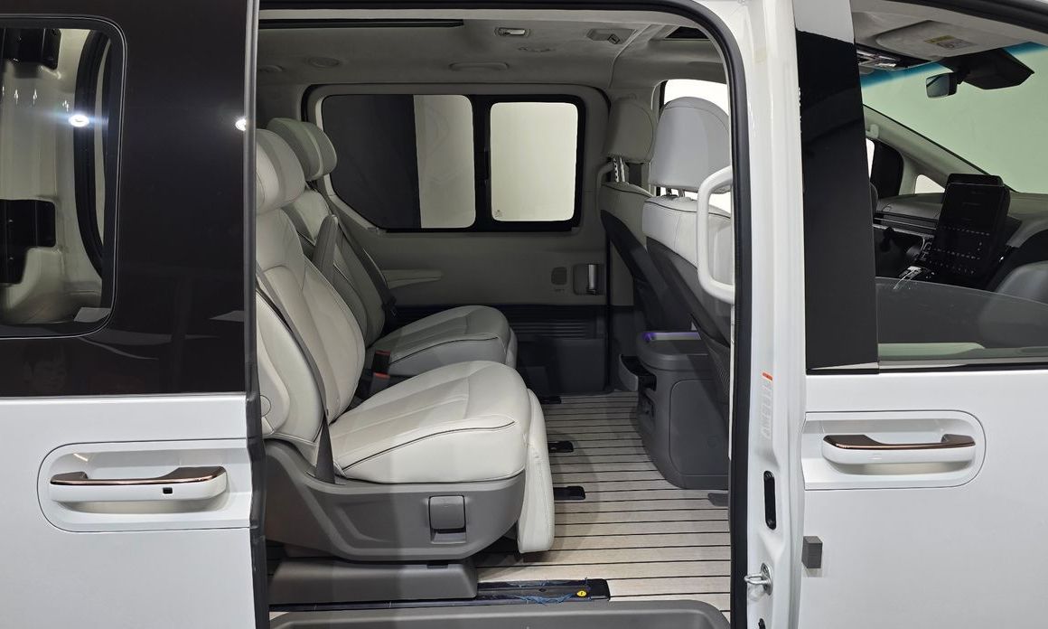 Hyundai Staria 2023