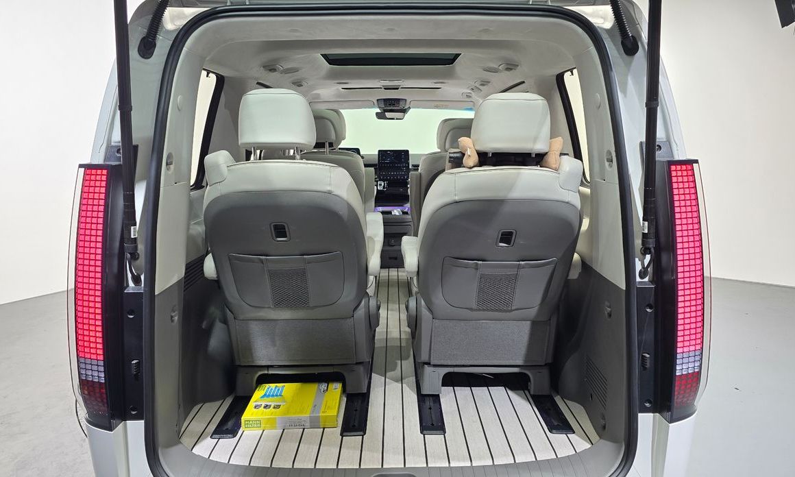 Hyundai Staria 2023