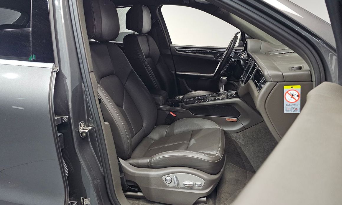 Porsche Macan 2014
