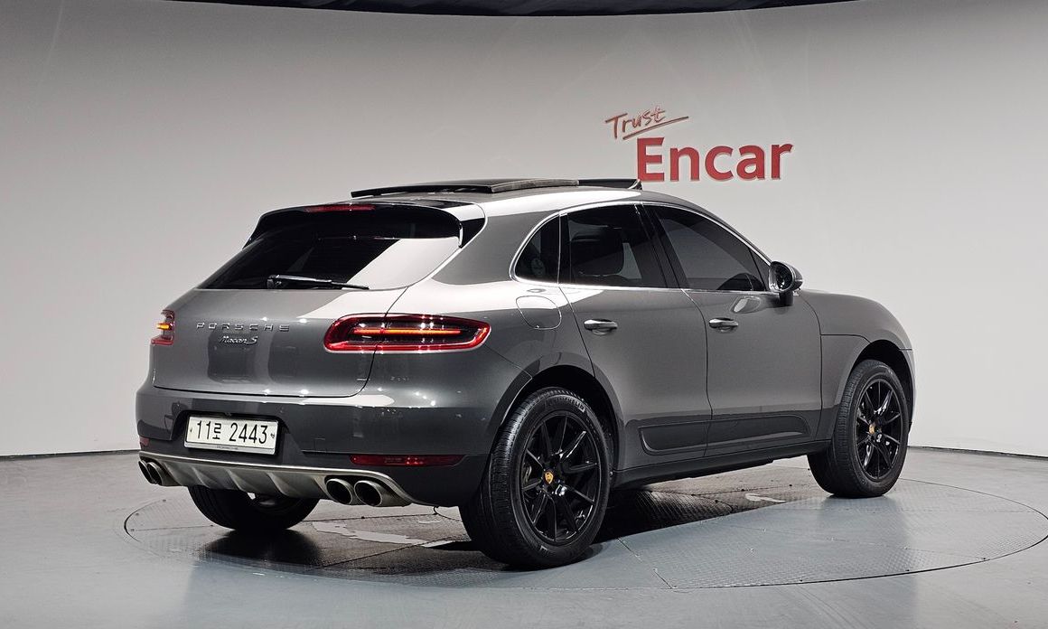 Porsche Macan 2014