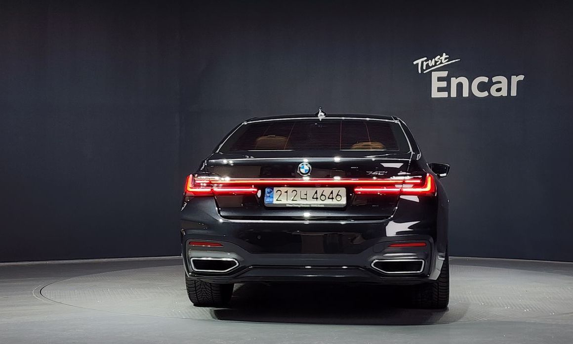 BMW 7-Series 2022
