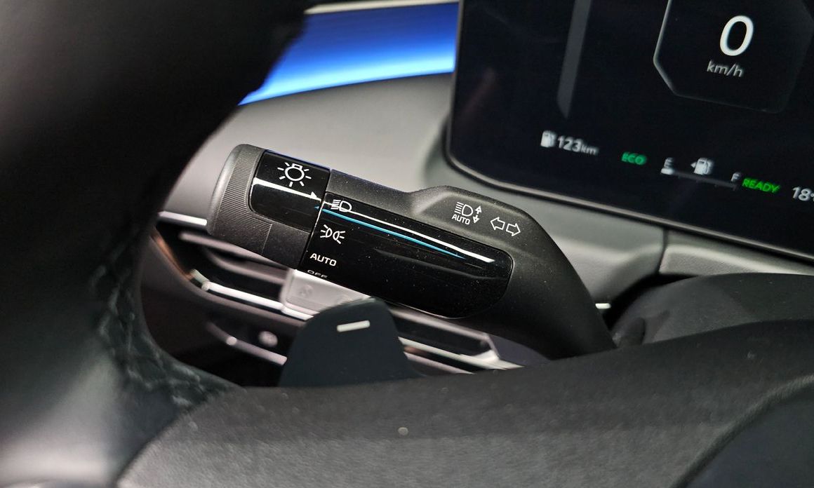 Kia K8 2025