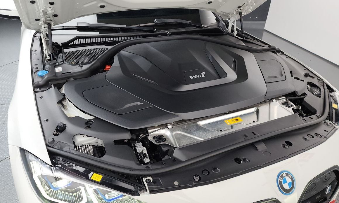BMW i4 2023