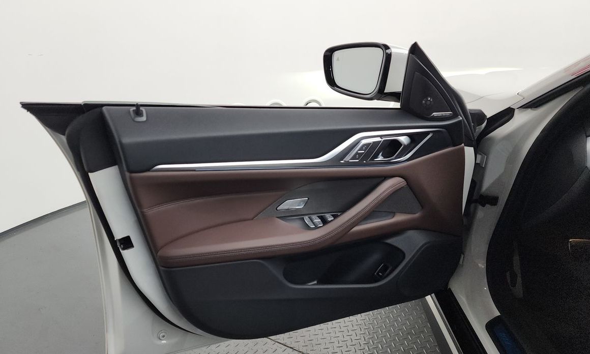 BMW i4 2023