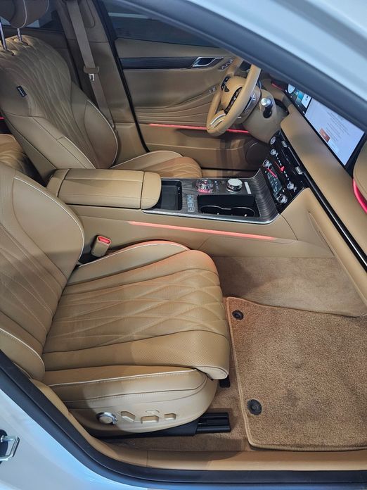 Genesis G80 2025