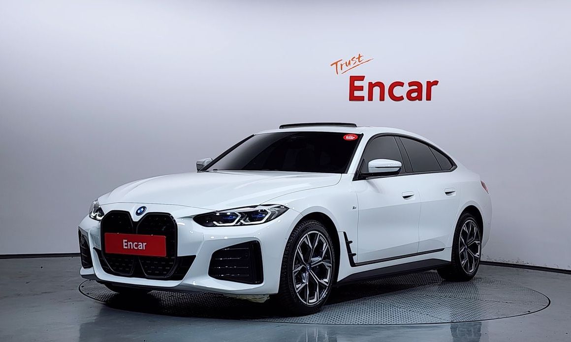 BMW i4 2023