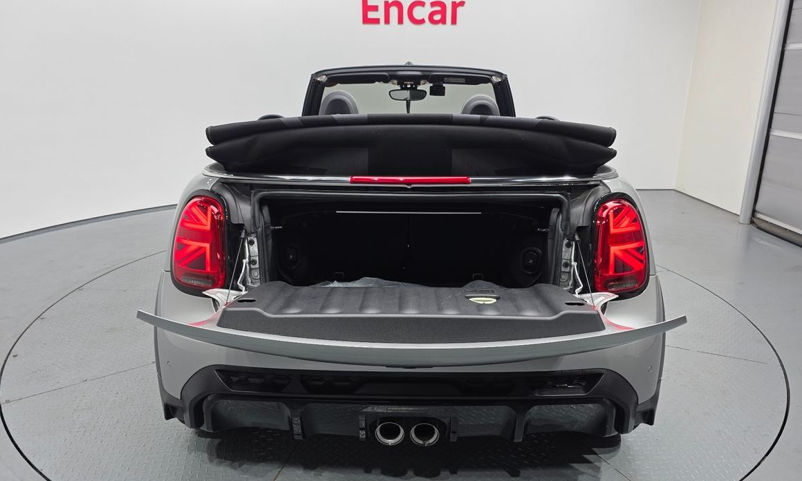Mini Cooper Convertible 2024