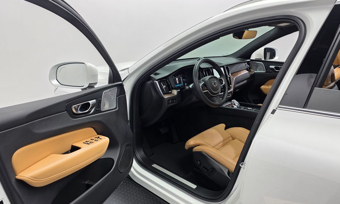 Volvo XC60 2022