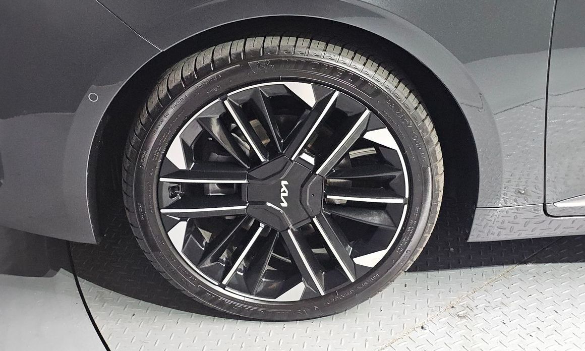 Kia K8 2025