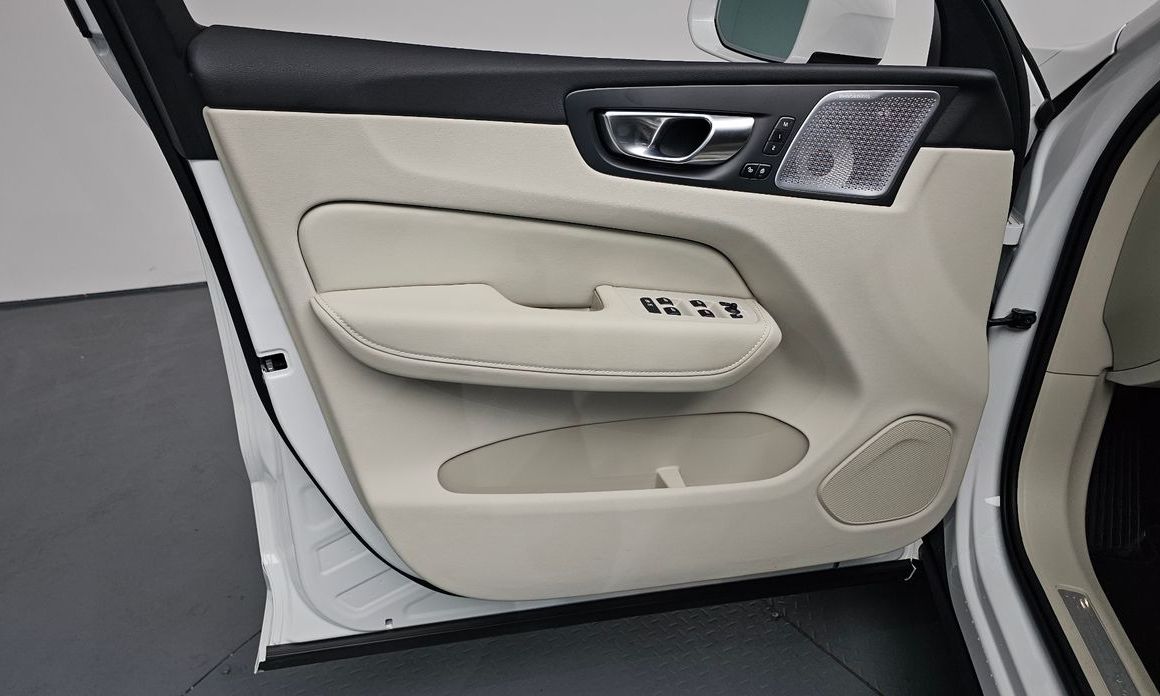Volvo XC60 2026