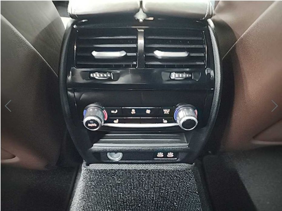 BMW 5-Series 2023
