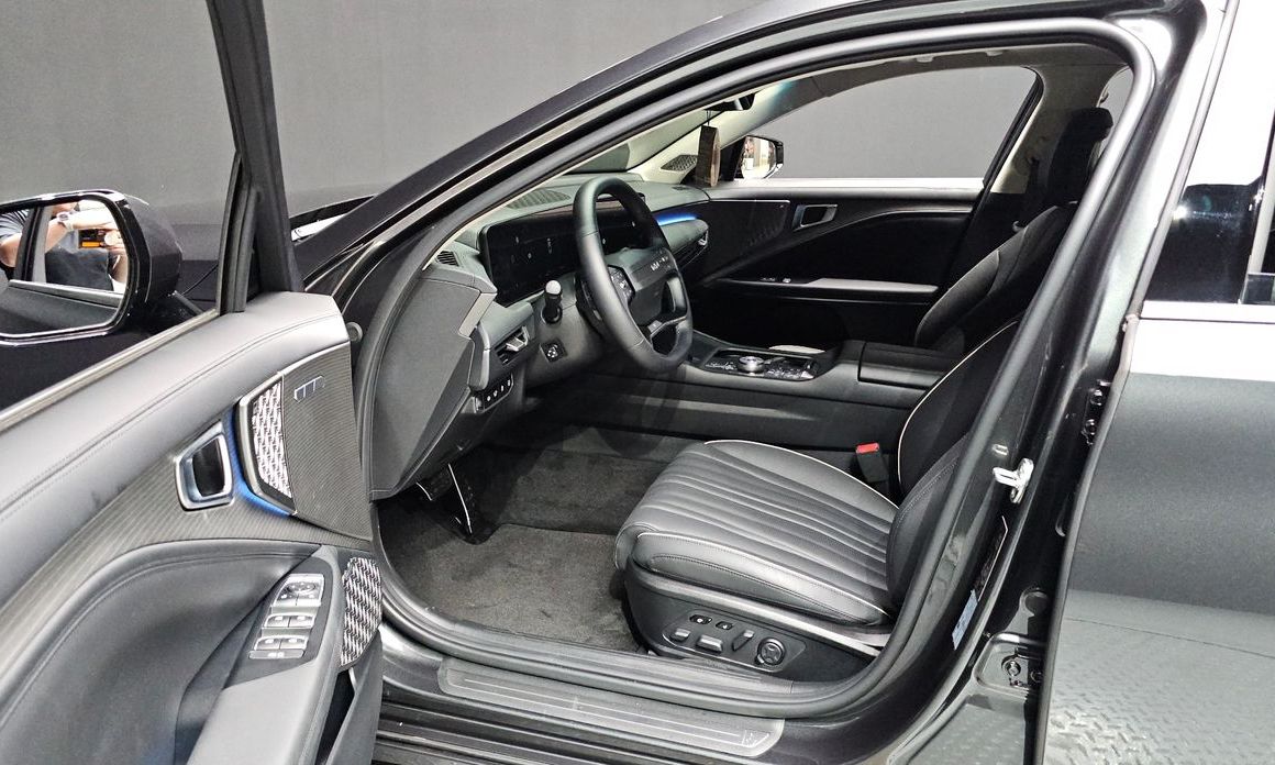 Kia K8 2025