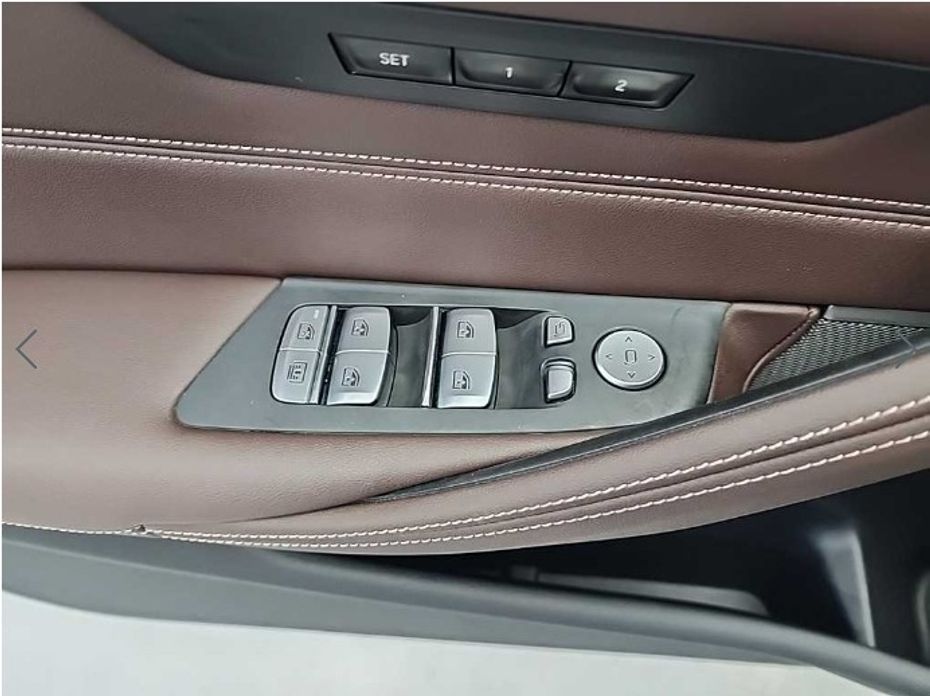 BMW 5-Series 2023
