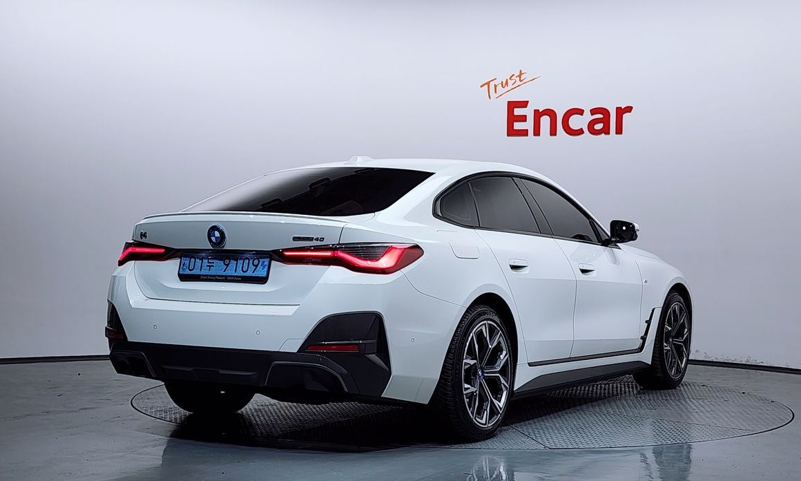 BMW i4 2023